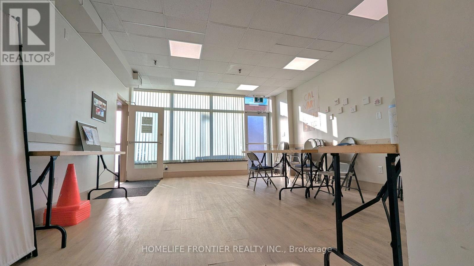 7d - 325 Weston Road, Toronto, Ontario  M6N 4Z9 - Photo 2 - W12658794