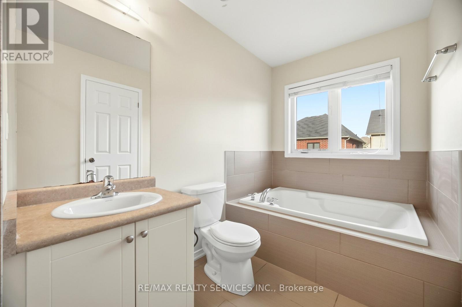 7694 Buckeye Crescent, Niagara Falls, Ontario  L2H 0P2 - Photo 22 - X12658772