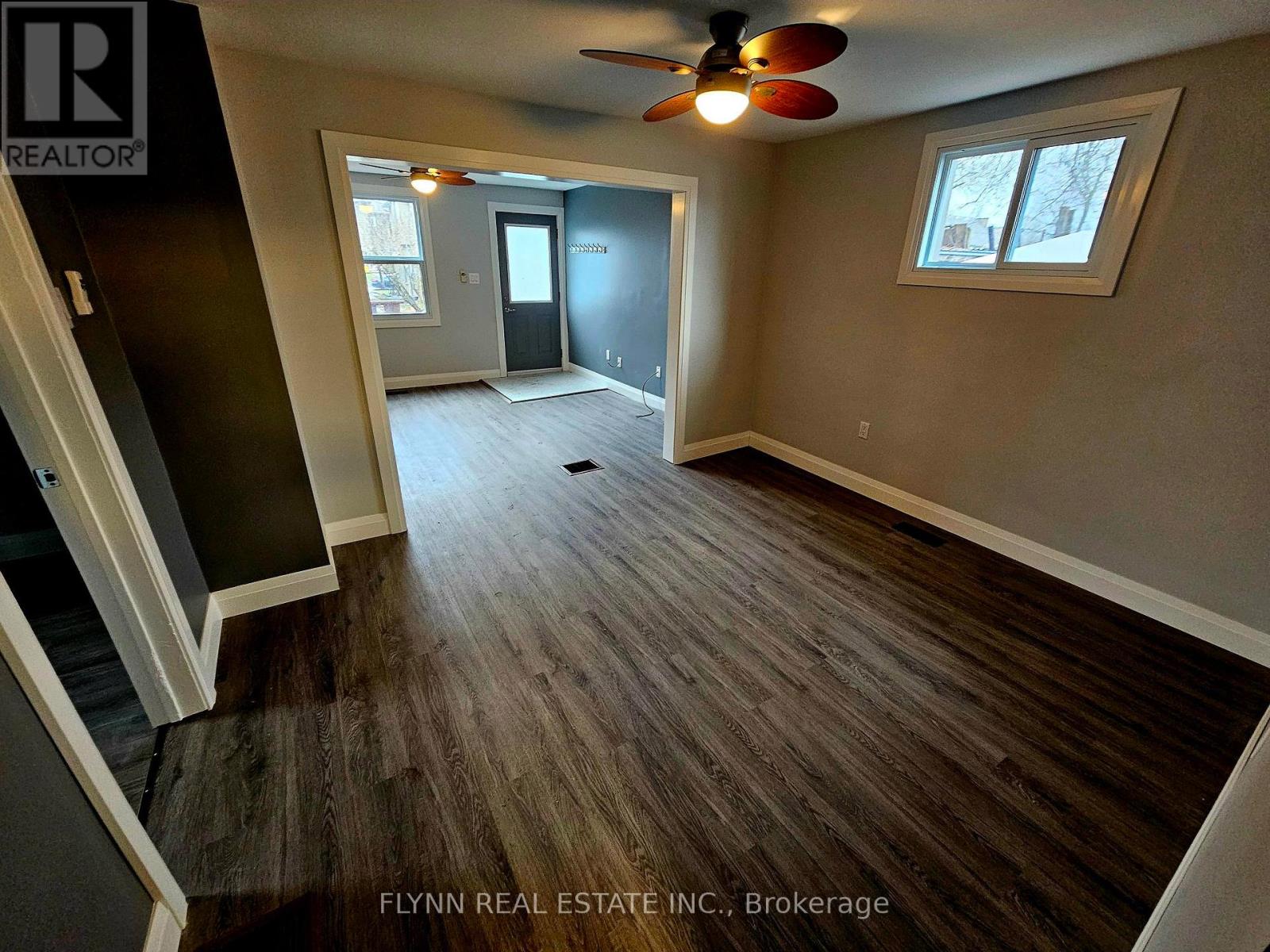 24 Empire Street, Welland, Ontario  L3B 2L2 - Photo 10 - X12658792