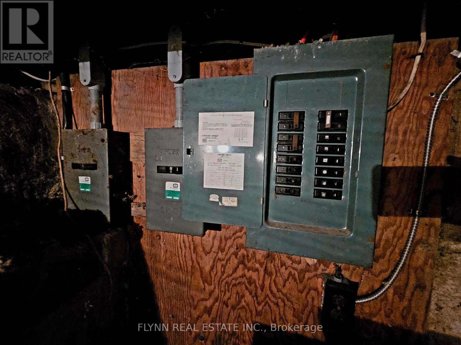 24 Empire Street, Welland, Ontario  L3B 2L2 - Photo 39 - X12658792