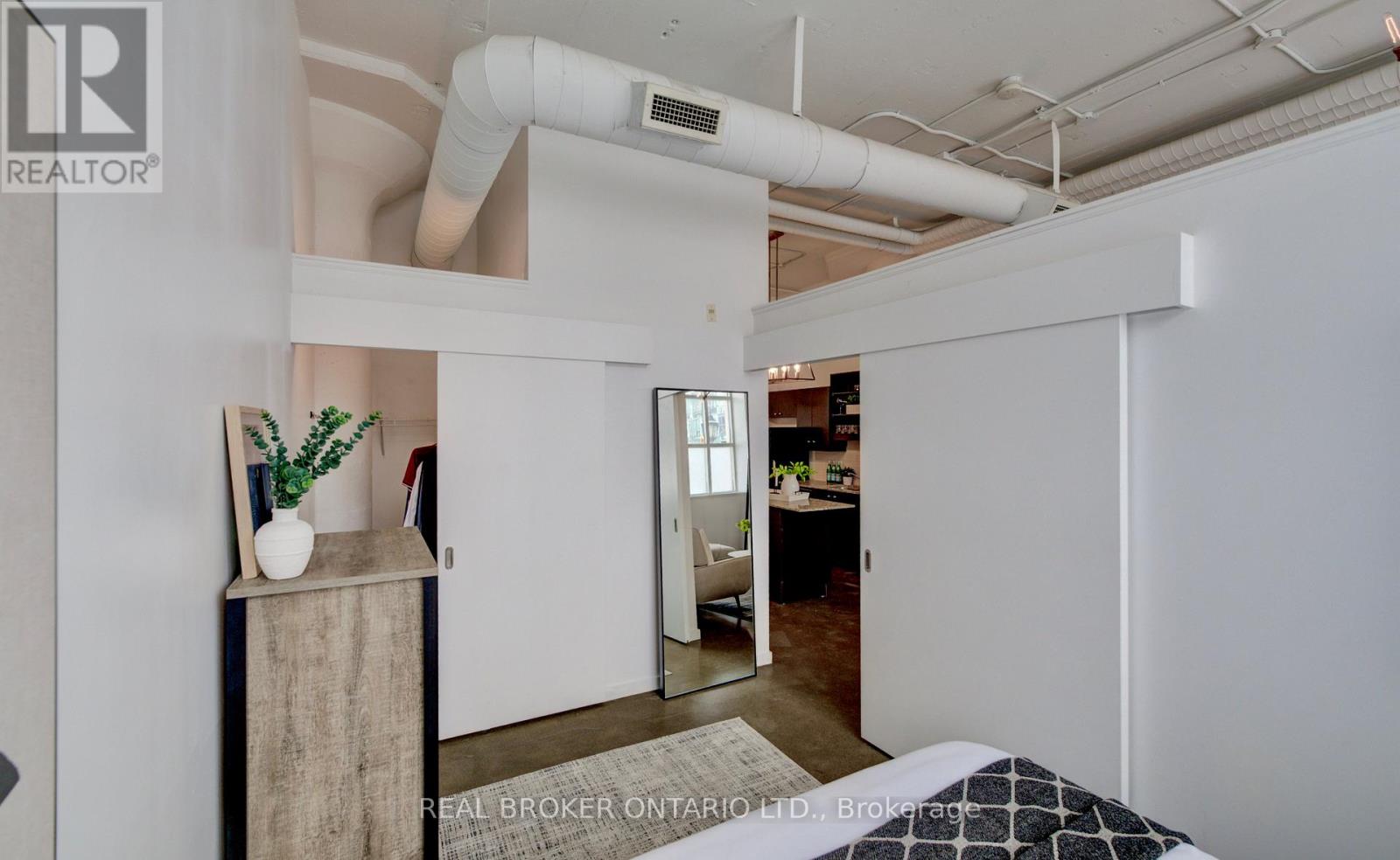 126 - 410 King Street W, Kitchener, Ontario  N2G 1C3 - Photo 12 - X12658796