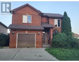 11 WESTLAWN DRIVE, Hamilton, Ontario