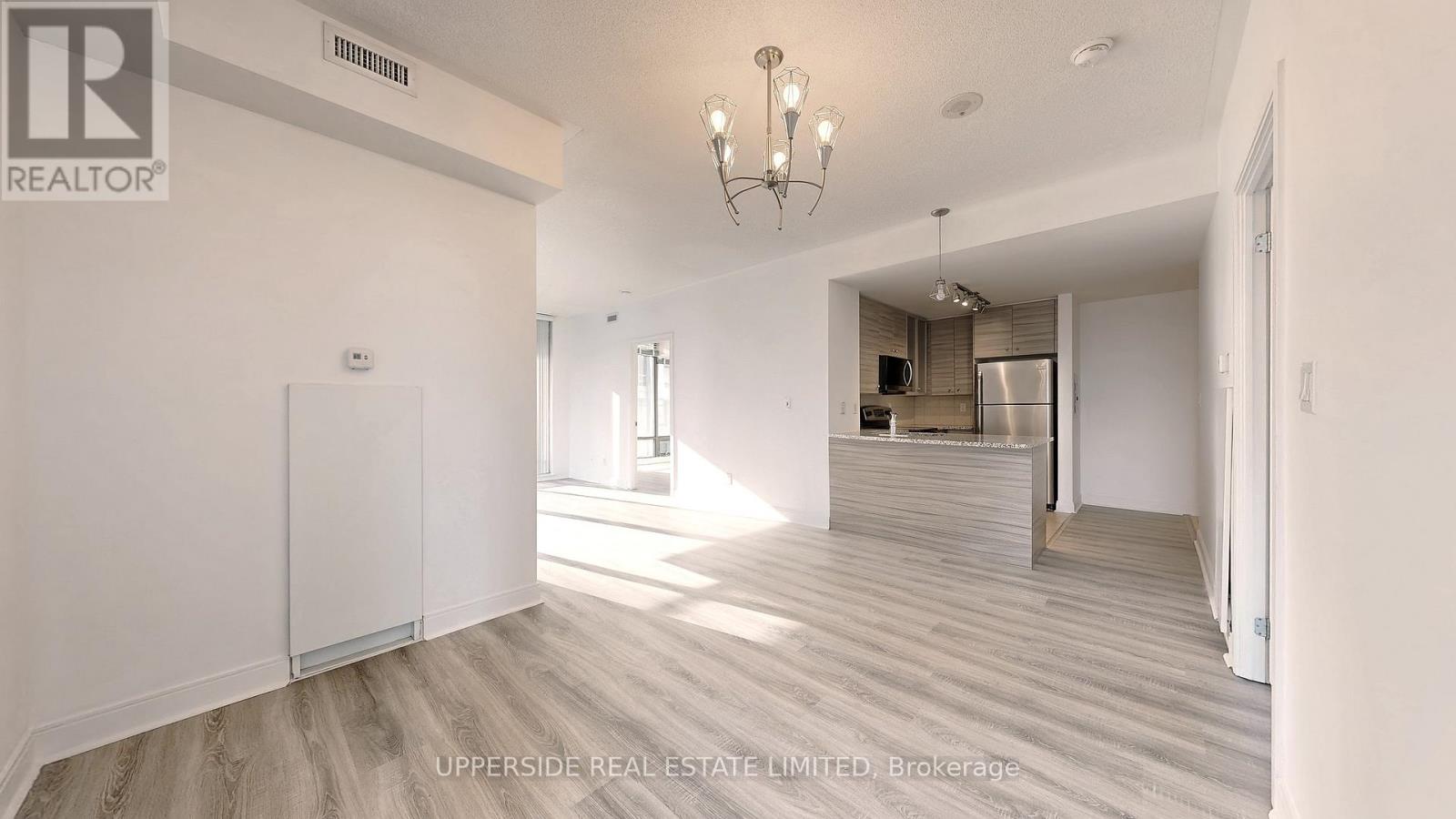 502 - 18 Yorkville Avenue, Toronto, Ontario  M4W 3Y8 - Photo 6 - C12642062