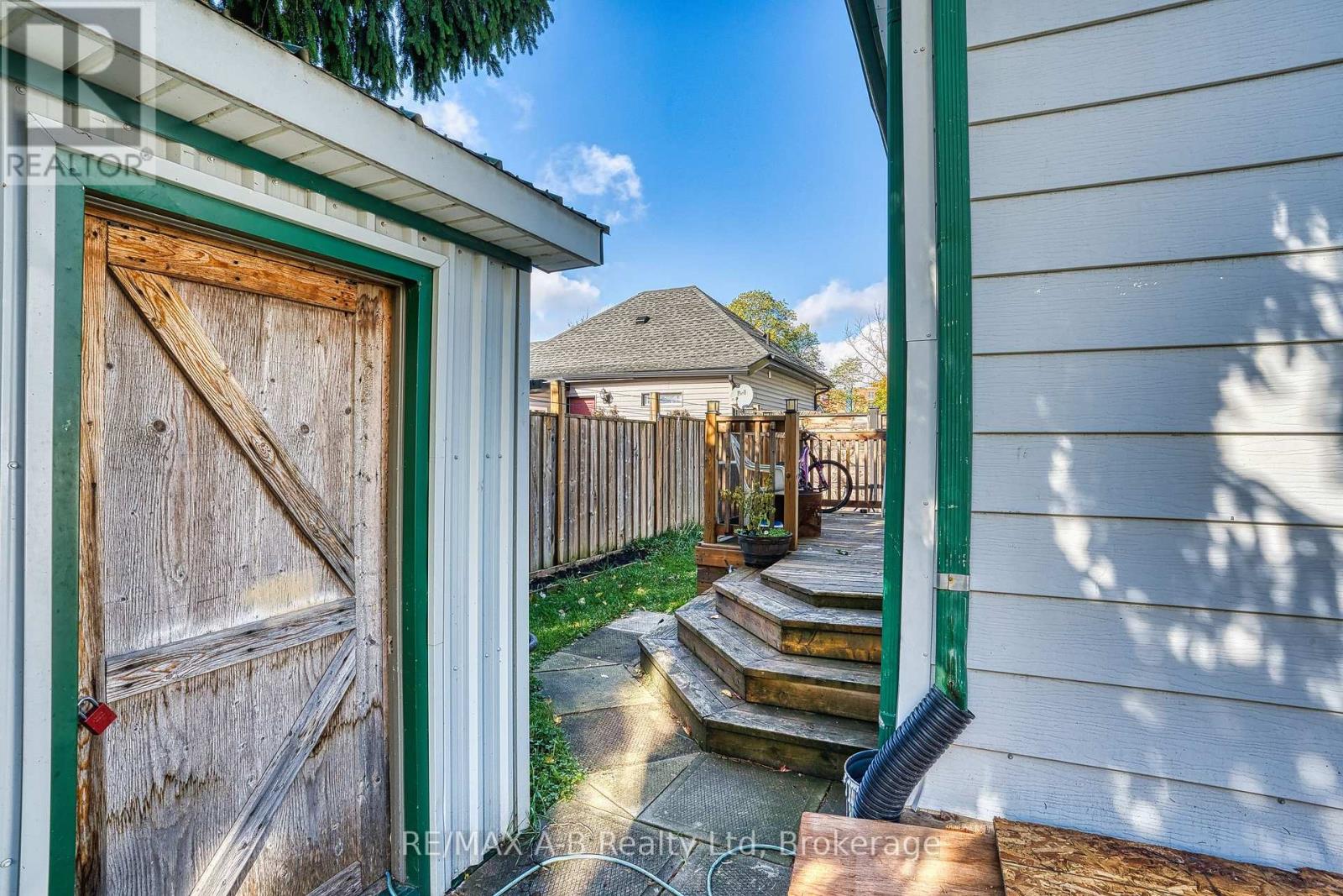 252 Romeo Street S, Stratford, Ontario  N5A 4T5 - Photo 4 - X12658810