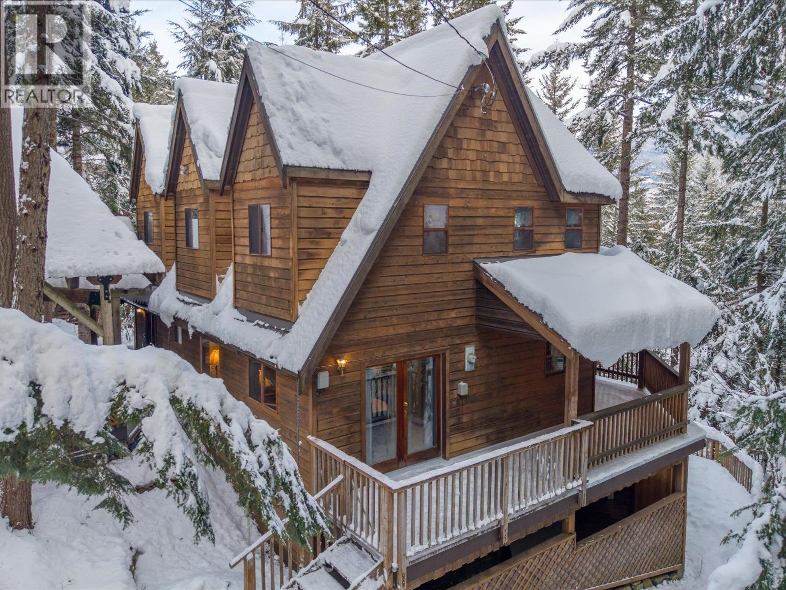 9249 Pinetree Lane, Whistler, British Columbia  V8E 0G5 - Photo 3 - R3069804