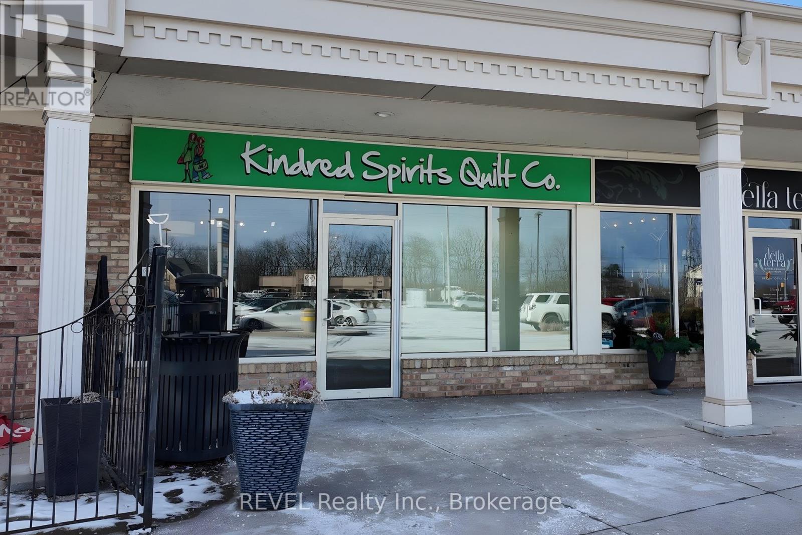 C2 - 211 Martindale Road, St. Catharines, Ontario  L2S 3V7 - Photo 1 - X12658840