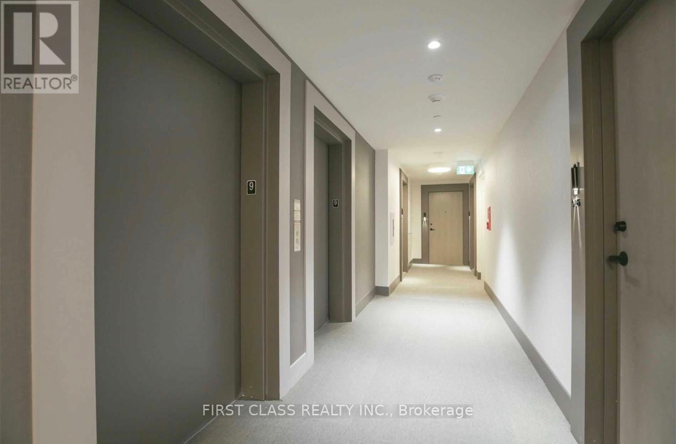 918 - 35 Tubman Avenue, Toronto, Ontario  M5A 0M8 - Photo 3 - C12658836