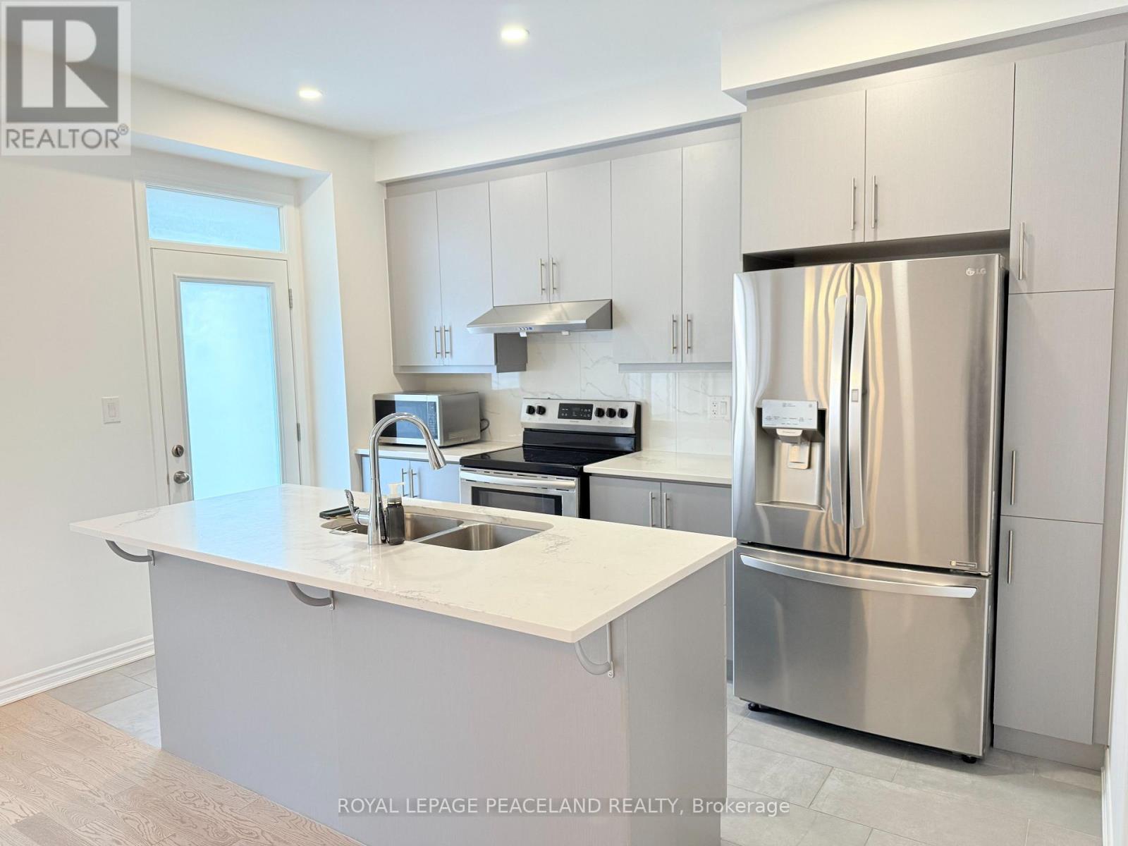 88 William F Bell Parkway, Richmond Hill, Ontario  L4S 1N1 - Photo 8 - N12658834