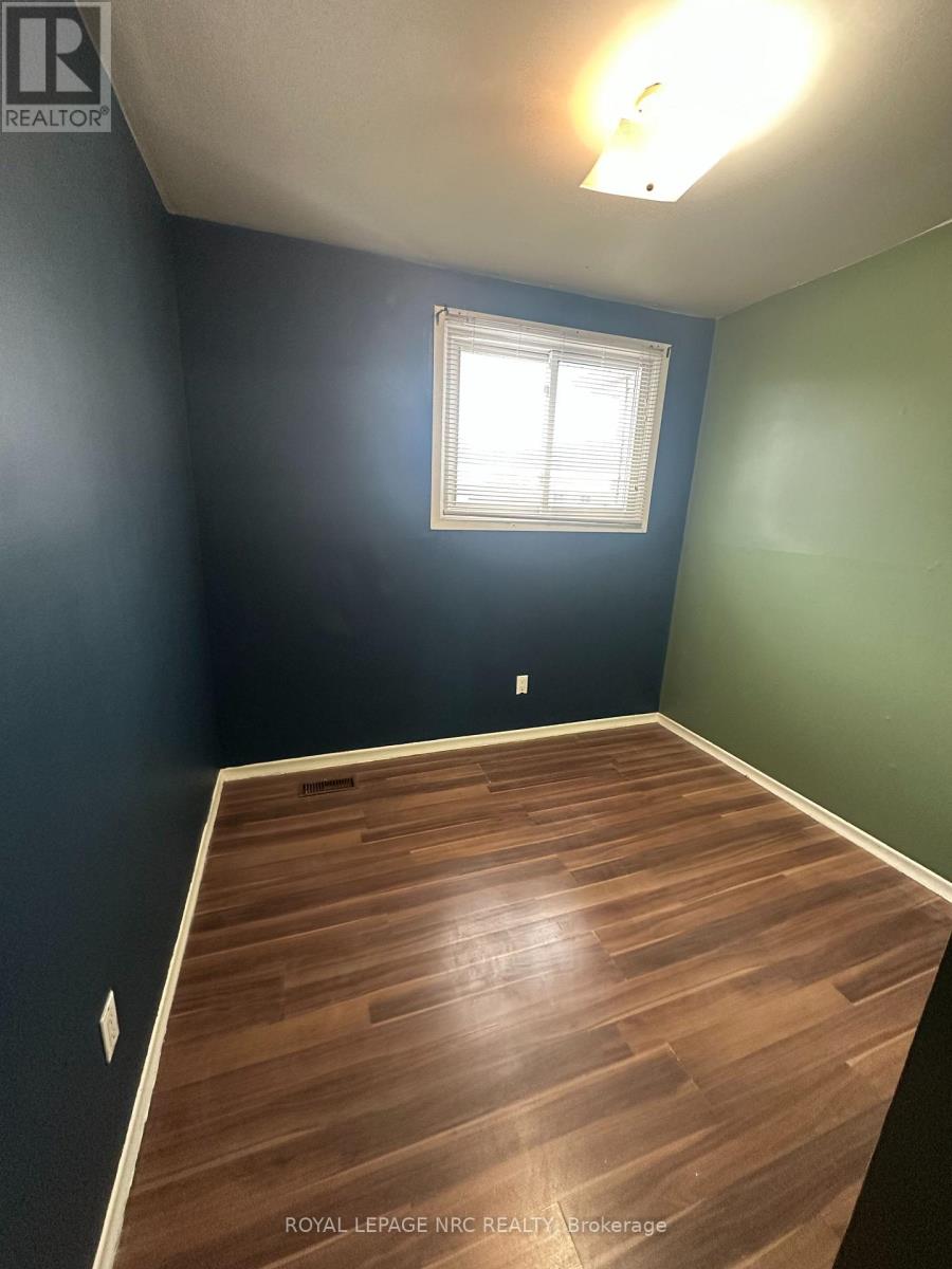 39 - 4215 Meadowvale Drive, Niagara Falls, Ontario  L2E 5W8 - Photo 17 - X12600286