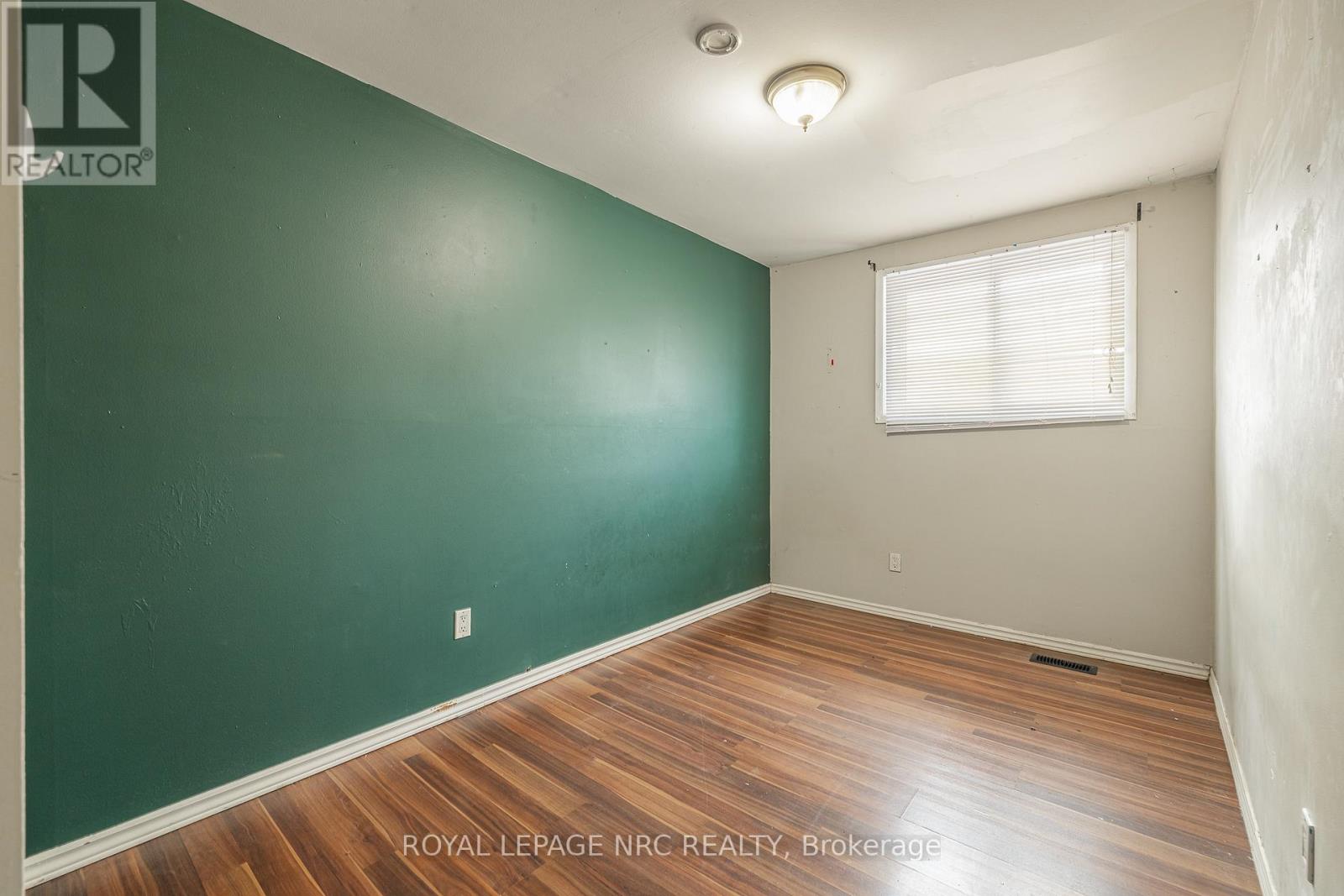 39 - 4215 Meadowvale Drive, Niagara Falls, Ontario  L2E 5W8 - Photo 13 - X12600286