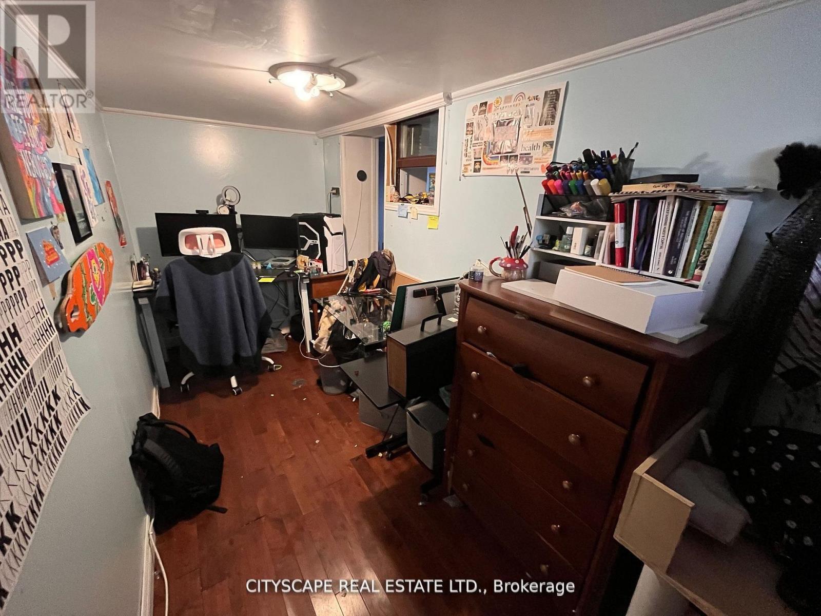 244 Rosethorn Avenue, Toronto, Ontario  M6M 3L1 - Photo 30 - W12658816