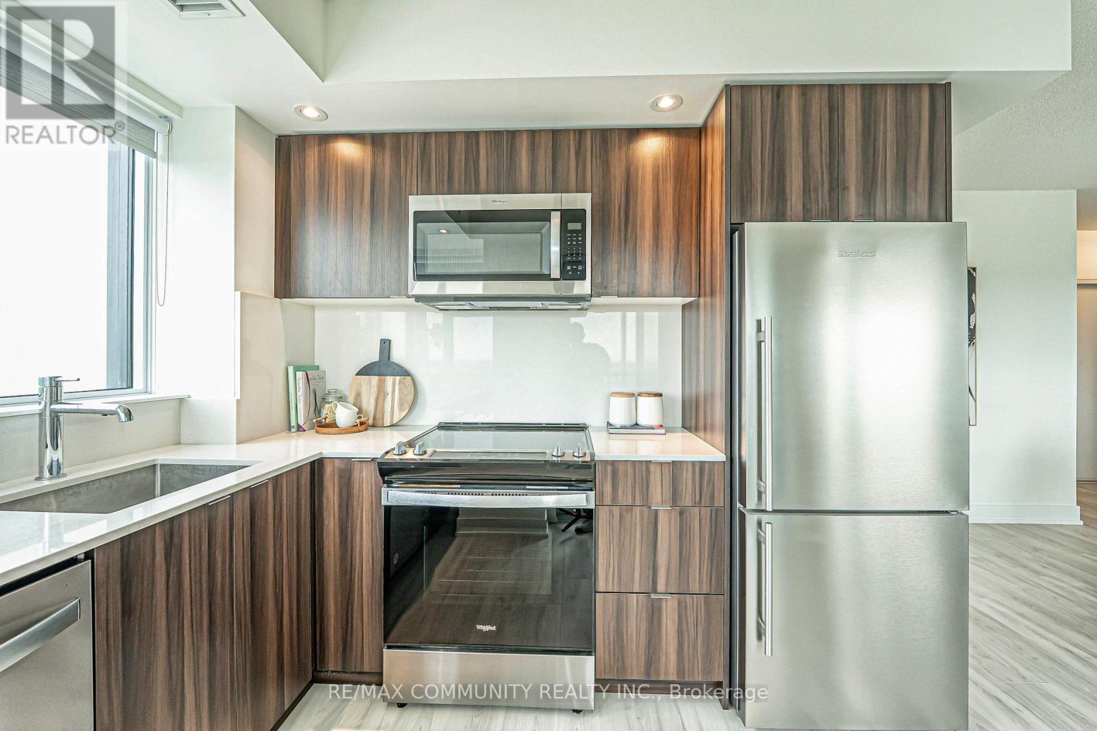 2606 - 10 Eva Road, Toronto, Ontario  M9C 0B3 - Photo 20 - W12658832