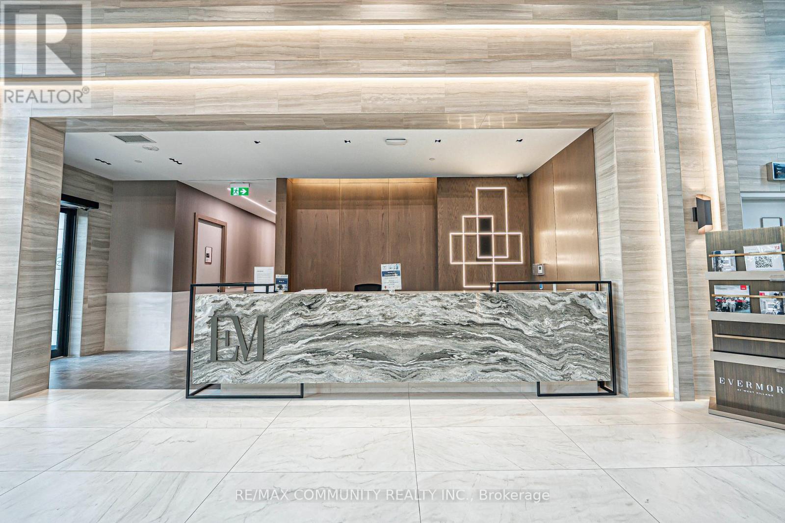 2606 - 10 Eva Road, Toronto, Ontario  M9C 0B3 - Photo 5 - W12658832