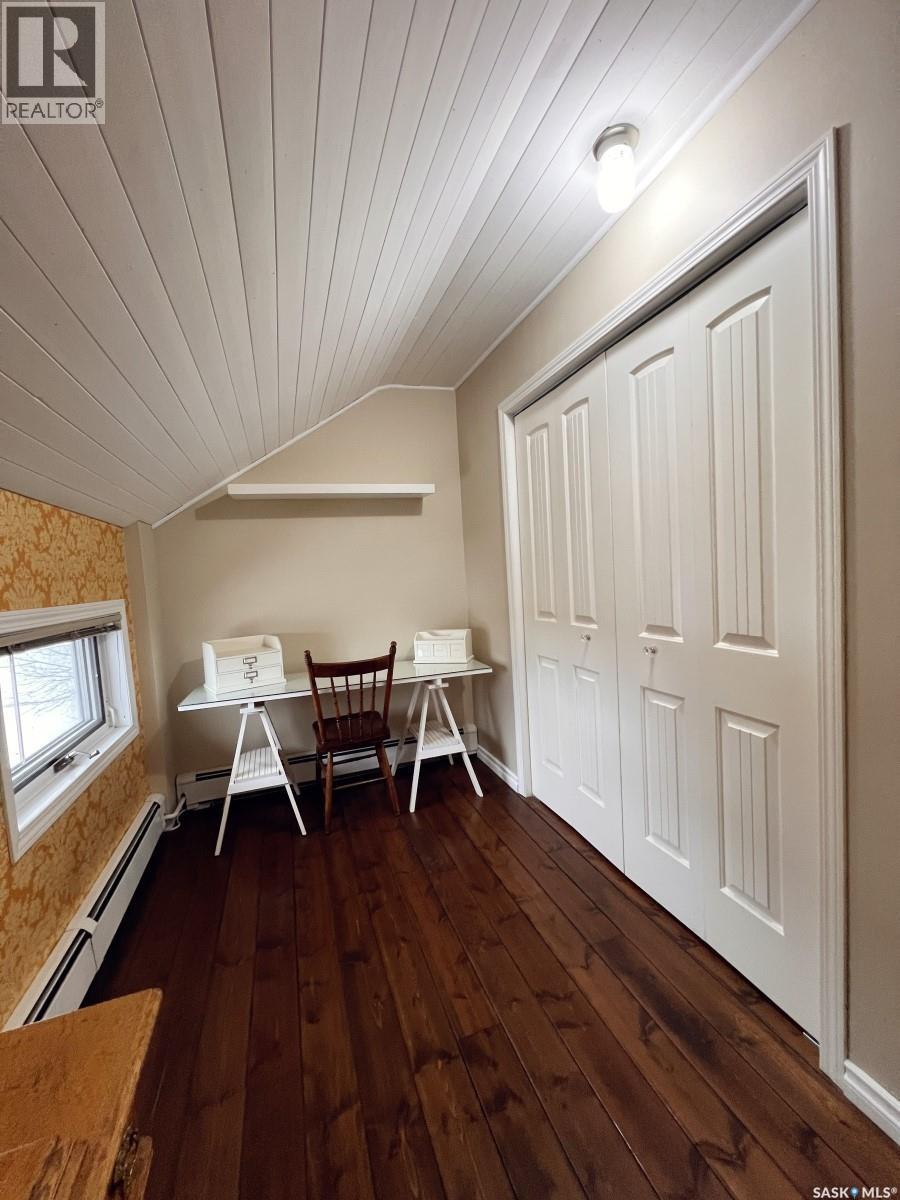 360 4th Avenue W, Shaunavon, Saskatchewan  S0N 2M0 - Photo 21 - SK026081