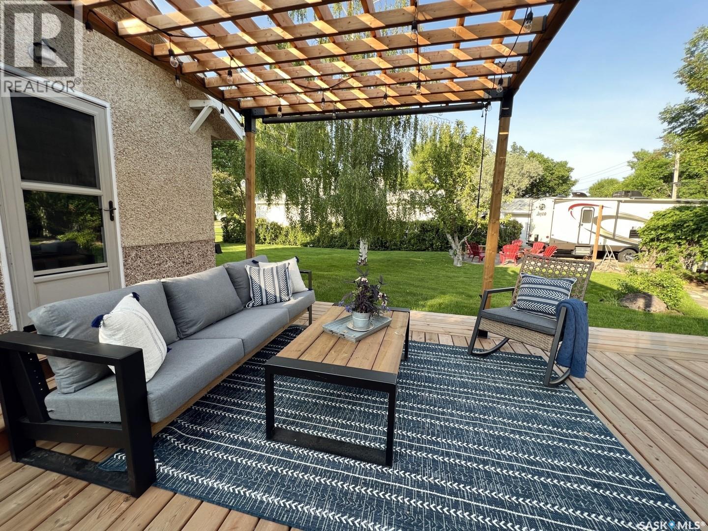 360 4th Avenue W, Shaunavon, Saskatchewan  S0N 2M0 - Photo 46 - SK026081