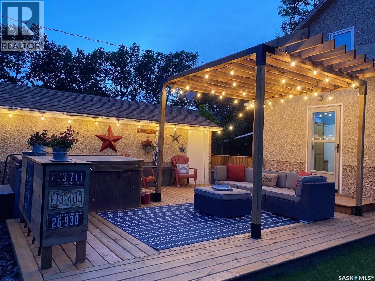 360 4th Avenue W, Shaunavon, Saskatchewan  S0N 2M0 - Photo 49 - SK026081