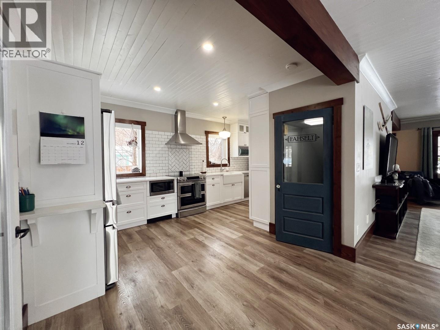 360 4th Avenue W, Shaunavon, Saskatchewan  S0N 2M0 - Photo 6 - SK026081