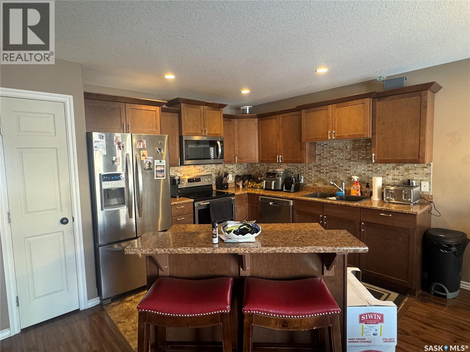 3 360 Studer Street, La Ronge, Saskatchewan  S0J 1L0 - Photo 2 - SK026076