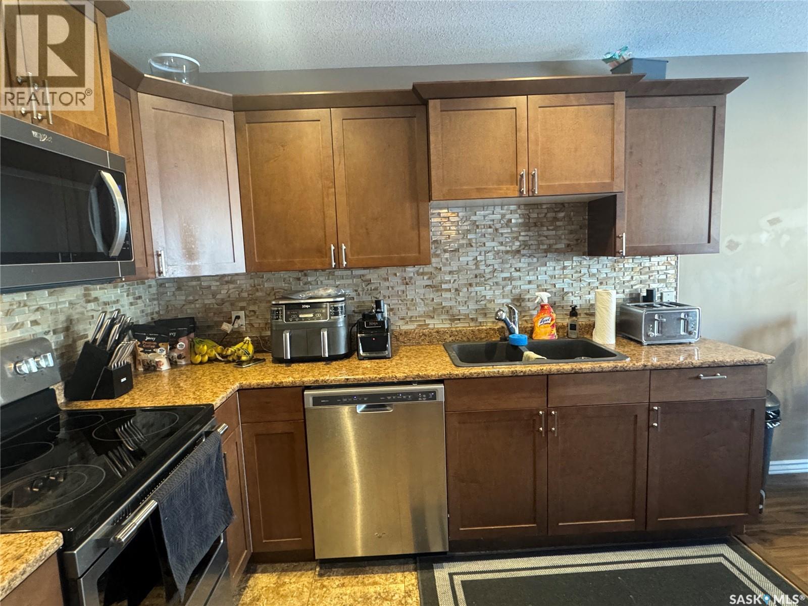 3 360 Studer Street, La Ronge, Saskatchewan  S0J 1L0 - Photo 4 - SK026076