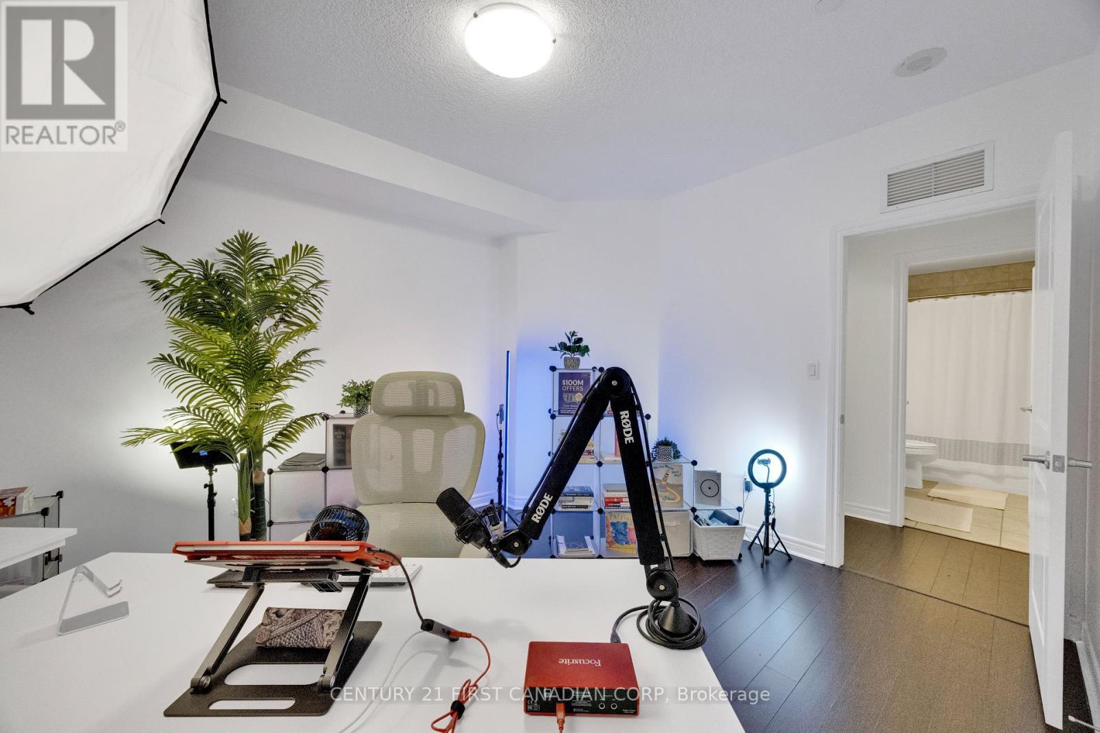 1602 - 330 Ridout Street N, London East, Ontario  N6A 0A7 - Photo 13 - X12658878