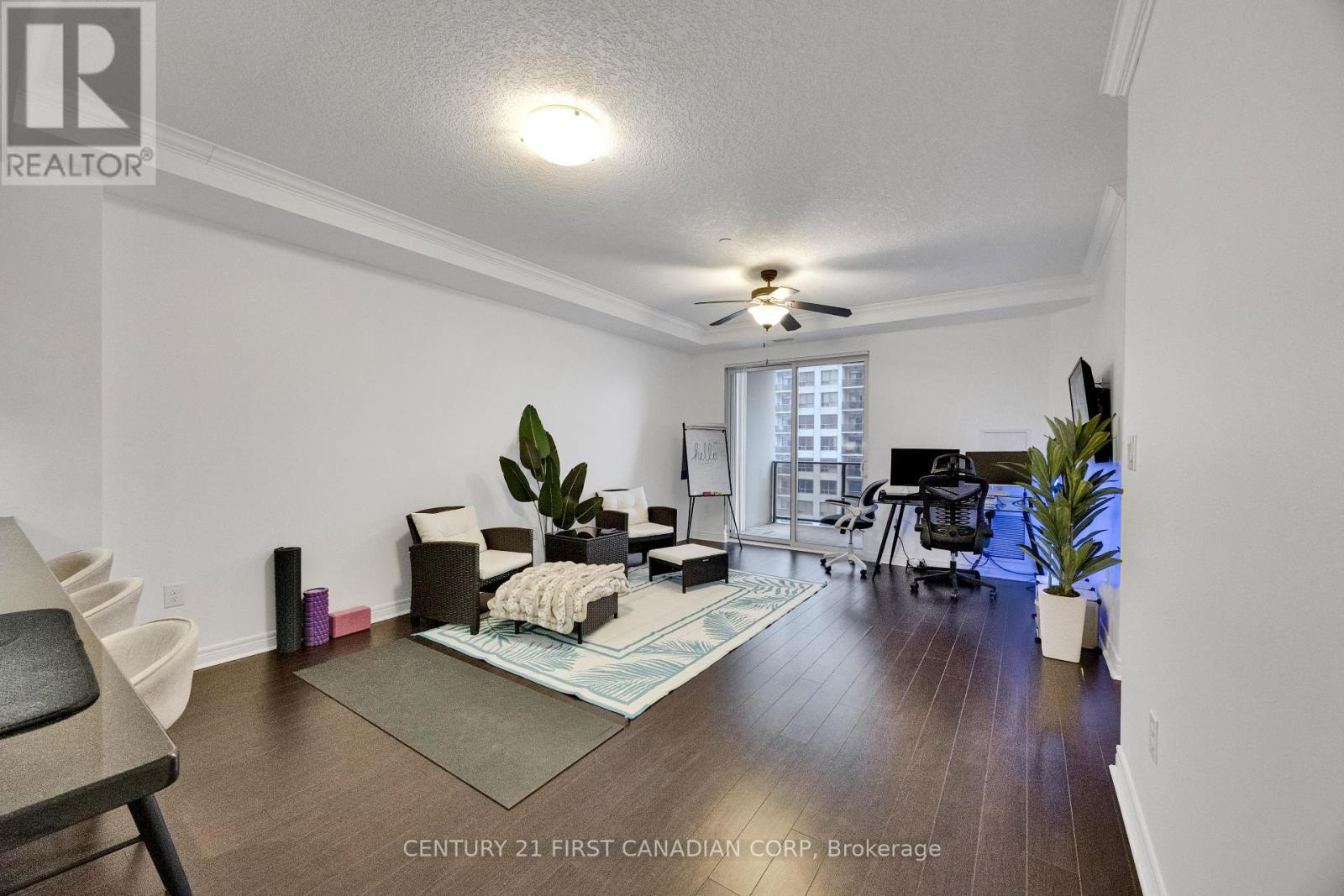 1602 - 330 Ridout Street N, London East, Ontario  N6A 0A7 - Photo 8 - X12658878