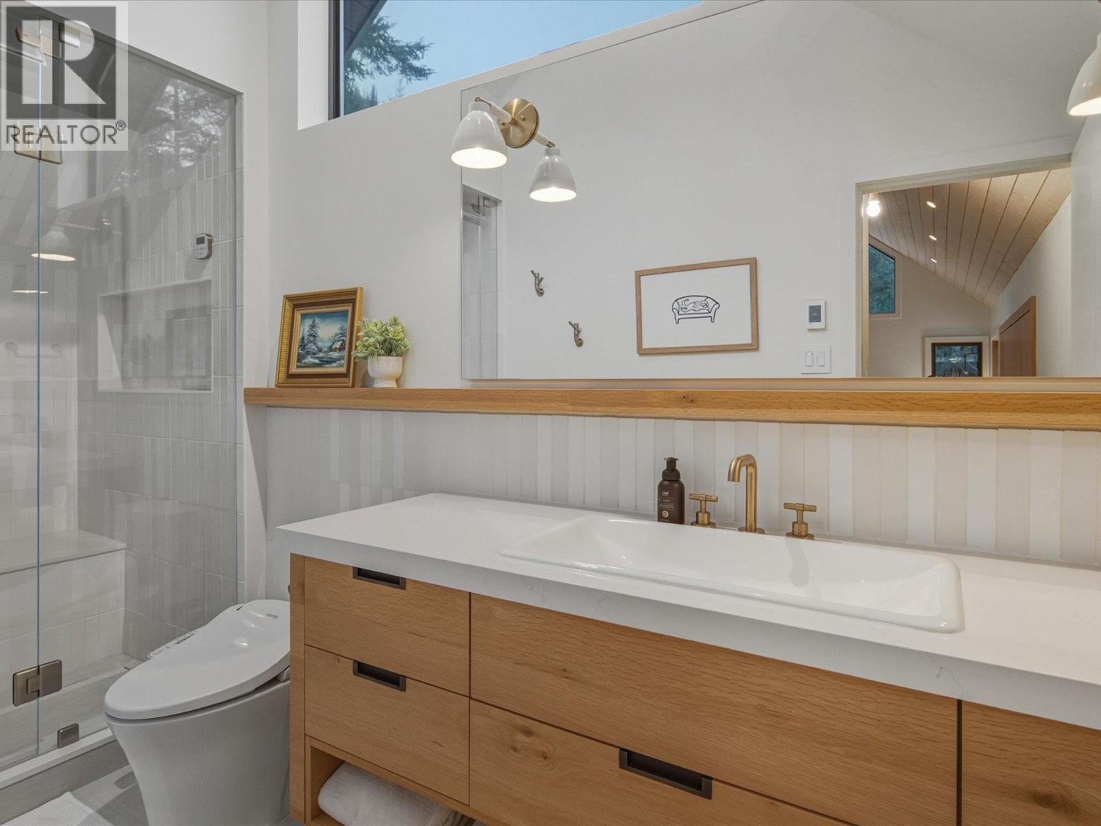 2315 Gondola Way, Whistler, British Columbia  V8E 0N2 - Photo 25 - R3074936