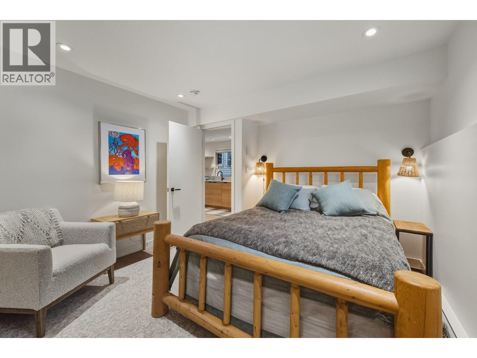 2315 Gondola Way, Whistler, British Columbia  V8E 0N2 - Photo 37 - R3074936