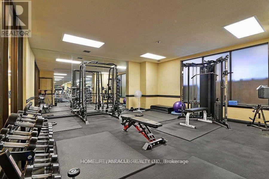 1510 - 633 Bay Street, Toronto, Ontario  M5G 2G4 - Photo 18 - C12658892