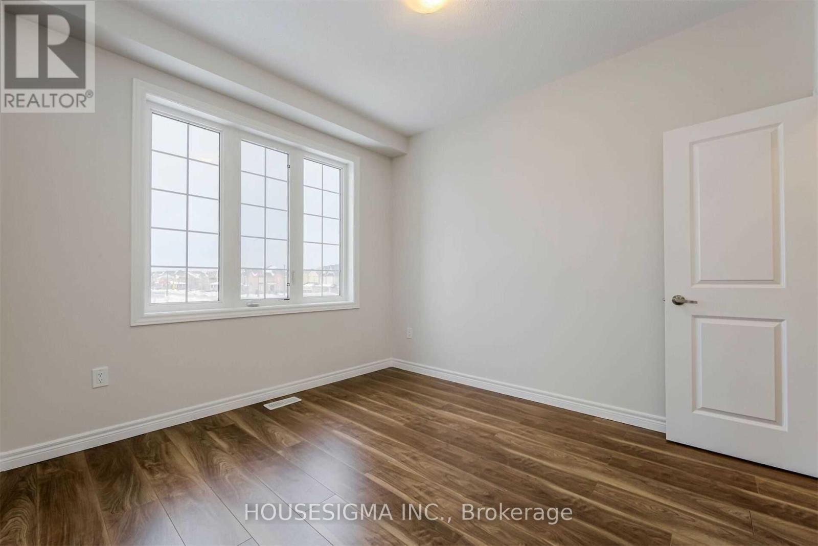 54 Killington Avenue, Vaughan, Ontario  L4H 3Z4 - Photo 15 - N12658880