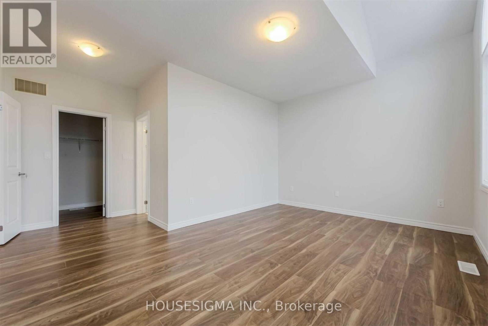 54 Killington Avenue, Vaughan, Ontario  L4H 3Z4 - Photo 18 - N12658880