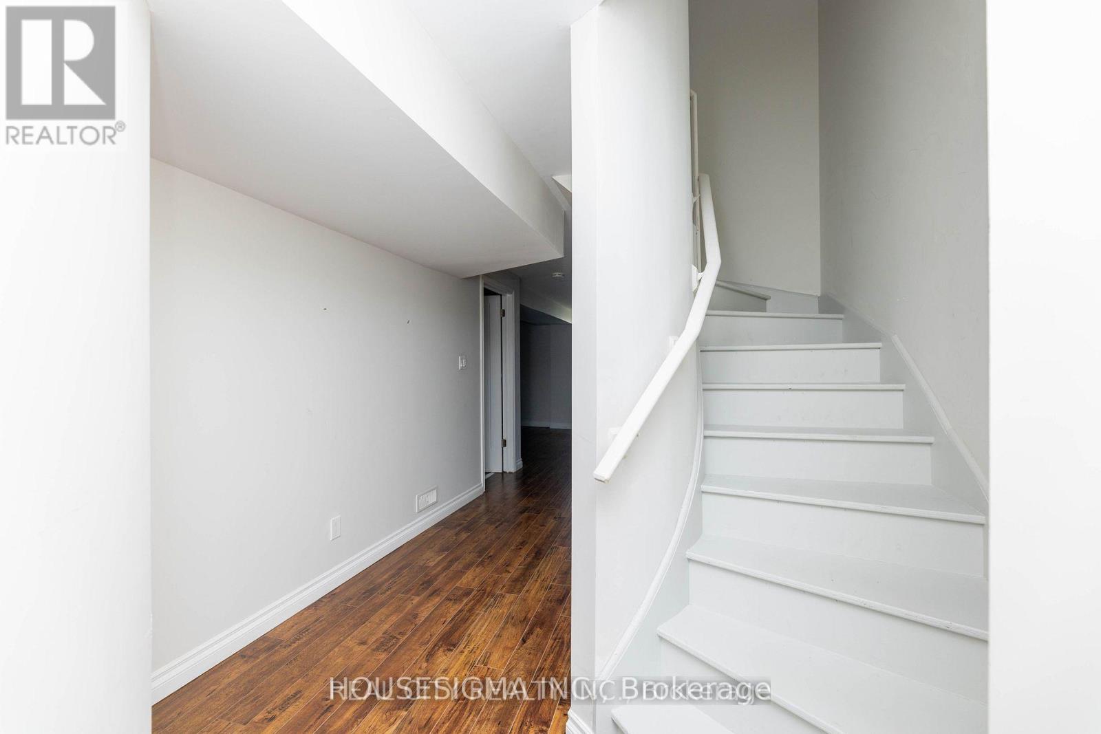 Basement 54 Killington Avenue W, Vaughan, Ontario  L4H 3Z4 - Photo 2 - N12658896