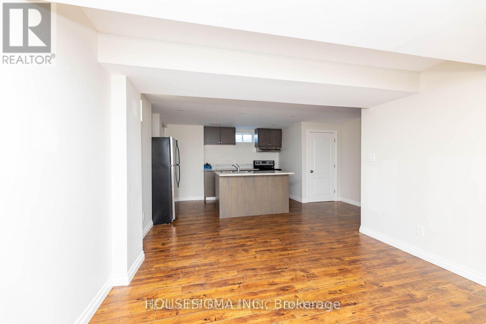 Basement 54 Killington Avenue W, Vaughan, Ontario  L4H 3Z4 - Photo 8 - N12658896