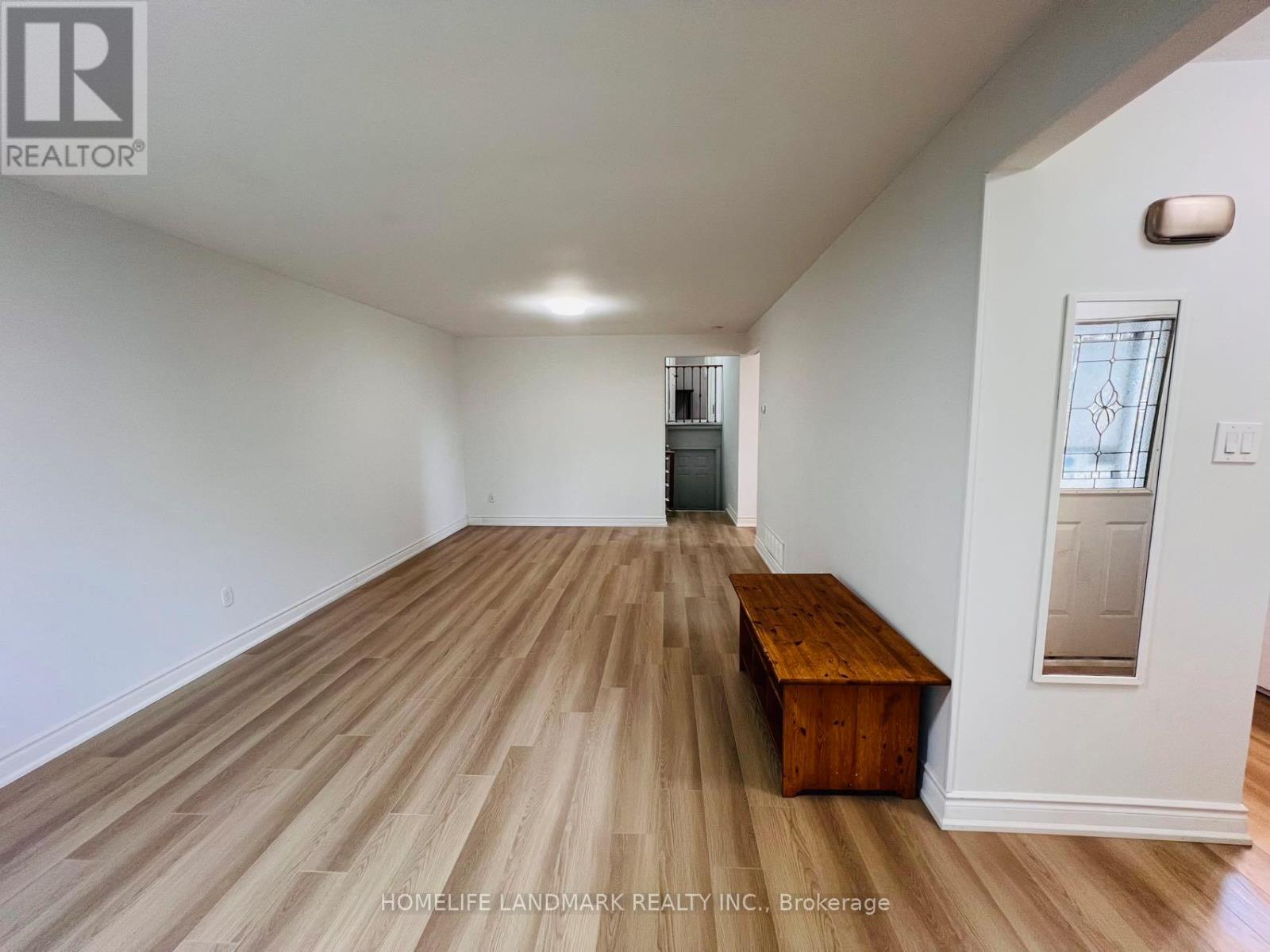 1262 Napier Crescent, Oakville, Ontario  L6H 2A4 - Photo 5 - W12658866