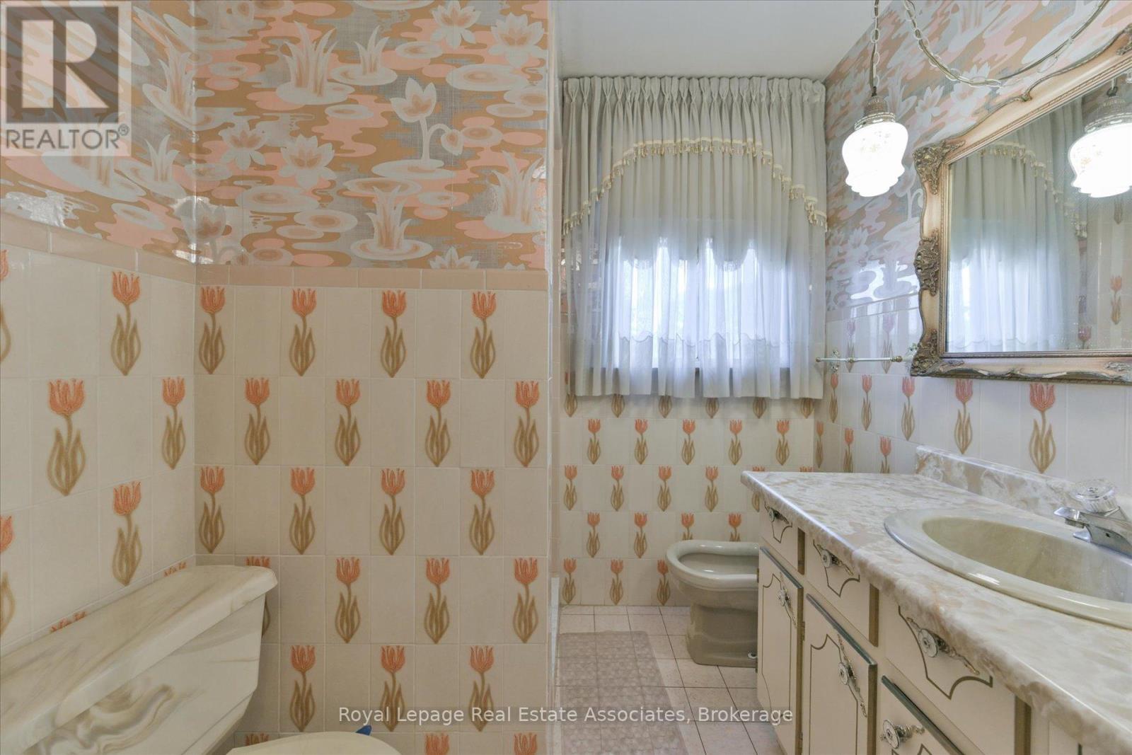 135 Jay Street, Toronto, Ontario  M6L 2M3 - Photo 26 - W12658912