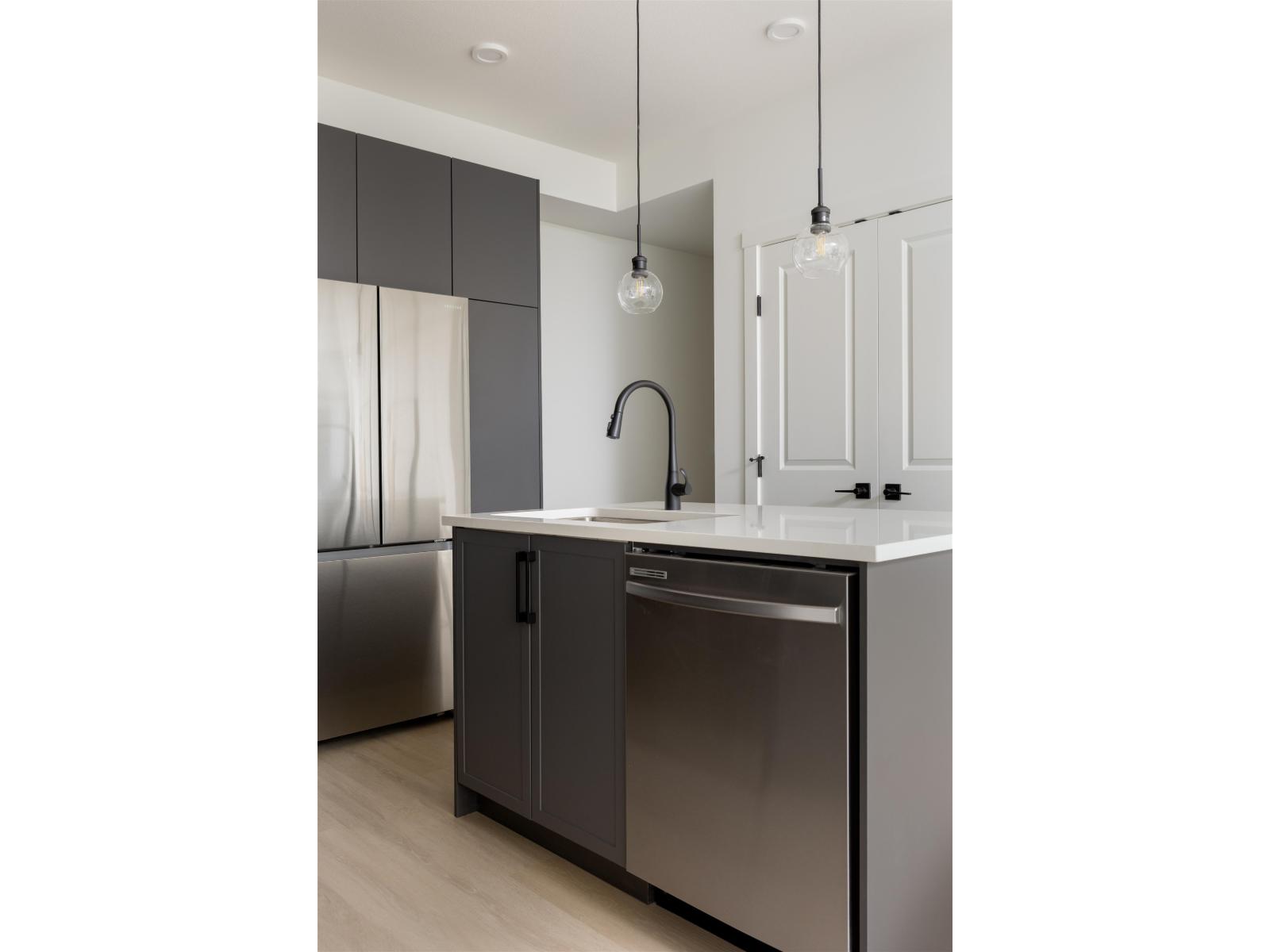 108 3465 146a Street, Surrey, British Columbia  V0V 0V0 - Photo 8 - R3075131