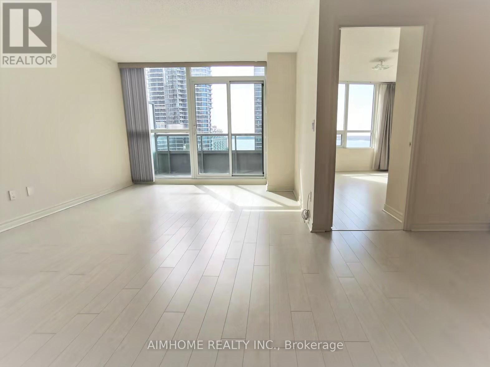 1525 - 25 Lower Simcoe Street, Toronto, Ontario  M5J 3A1 - Photo 2 - C12658928