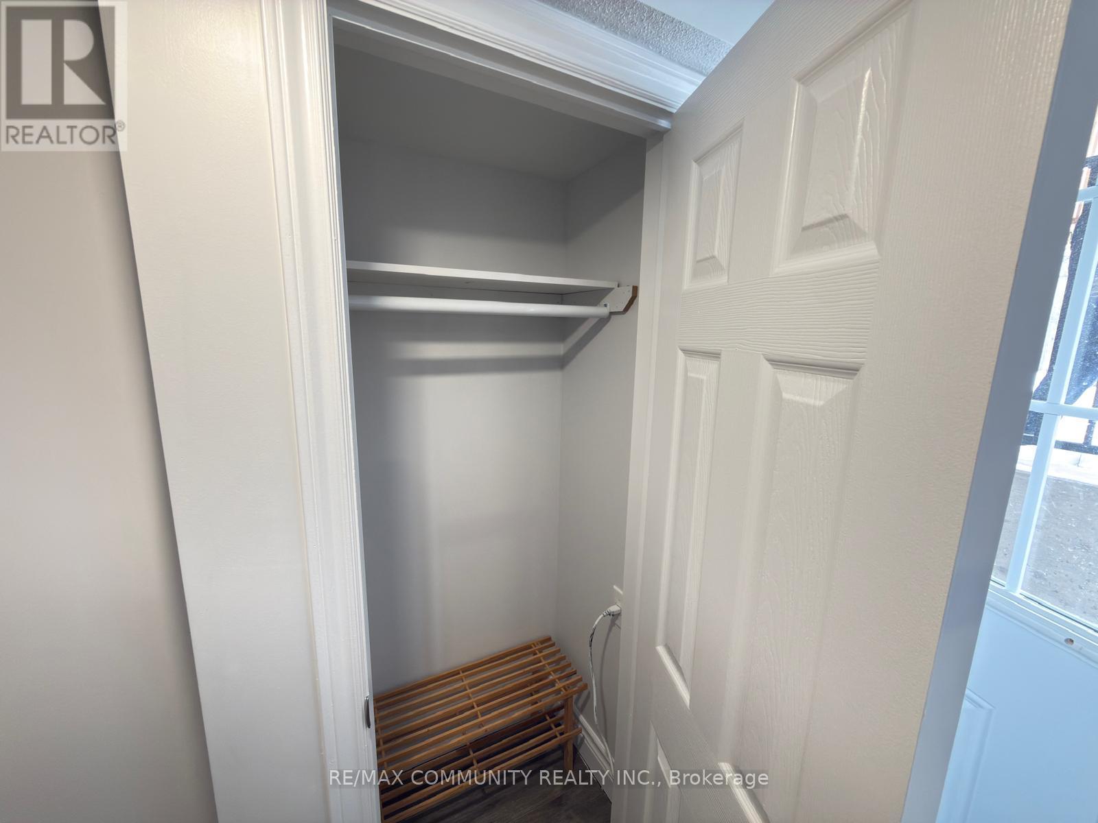 25 Freer Crescent, Ajax, Ontario  L1T 4N5 - Photo 5 - E12658922