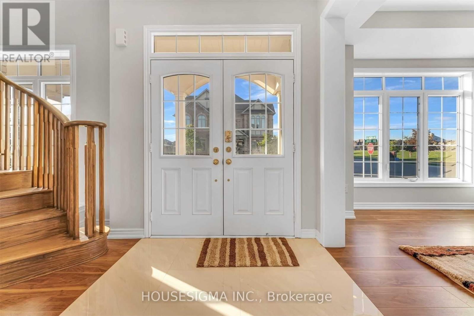 Upper Unit 54 Killington Avenue, Vaughan, Ontario  L4H 3Z4 - Photo 3 - N12658930