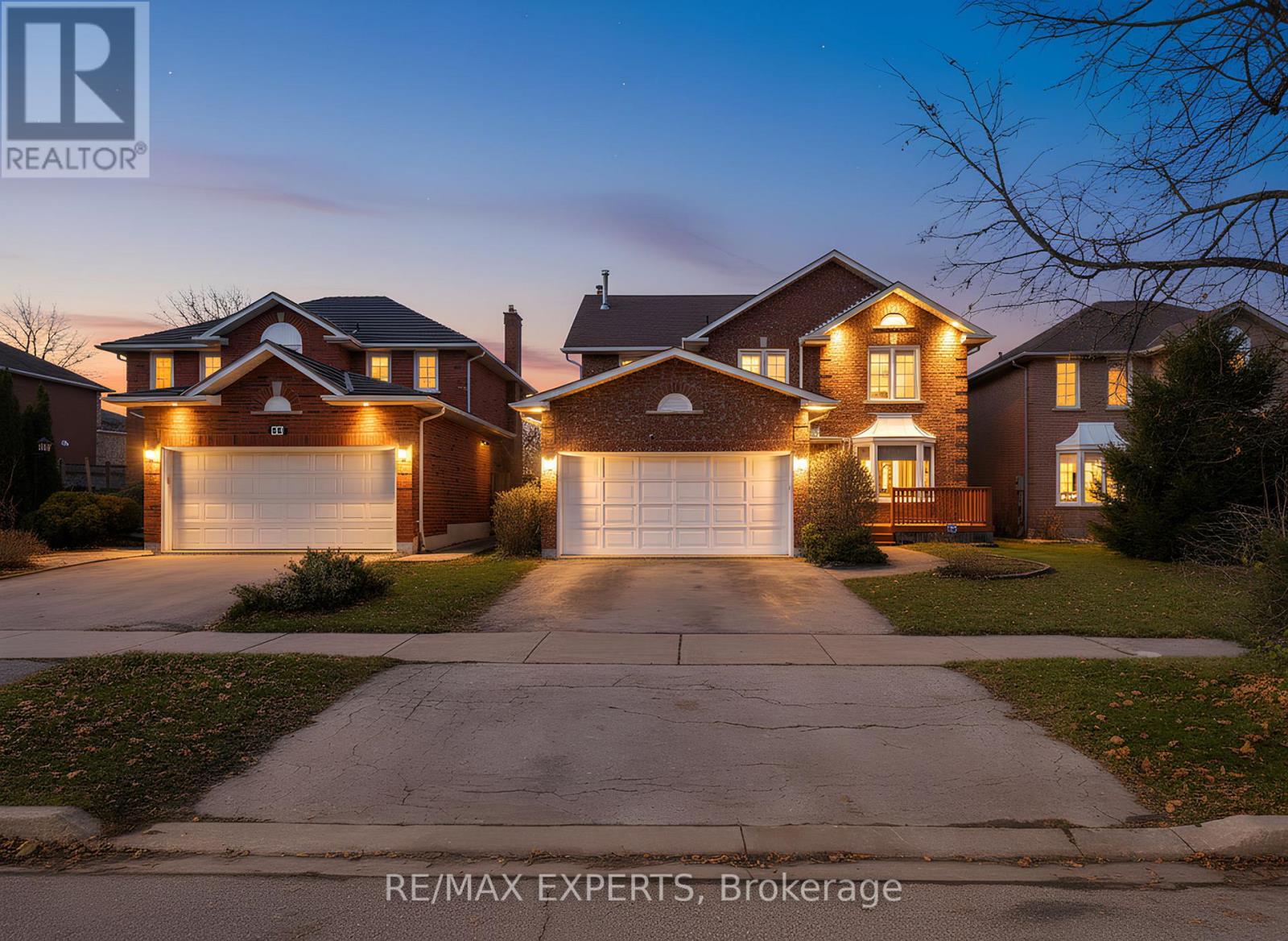 62 LUBA AVENUE, Richmond Hill, Ontario