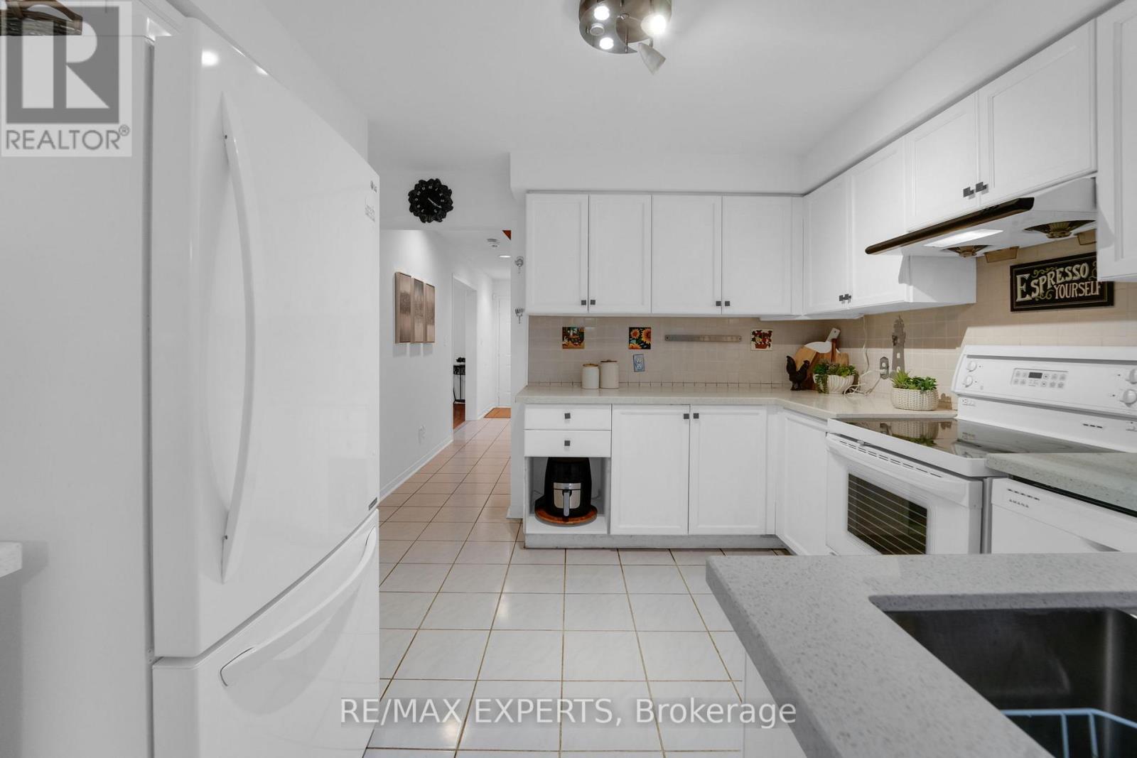 62 Luba Avenue, Richmond Hill, Ontario  L4S 1G6 - Photo 8 - N12658954