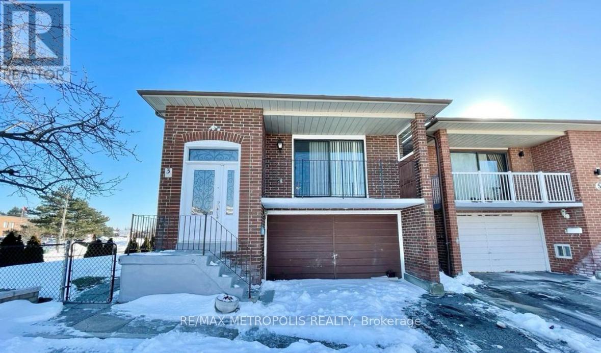 Upper - 3 Prairie Dunes Place, Vaughan, Ontario  L4K 2E4 - Photo 3 - N12658956