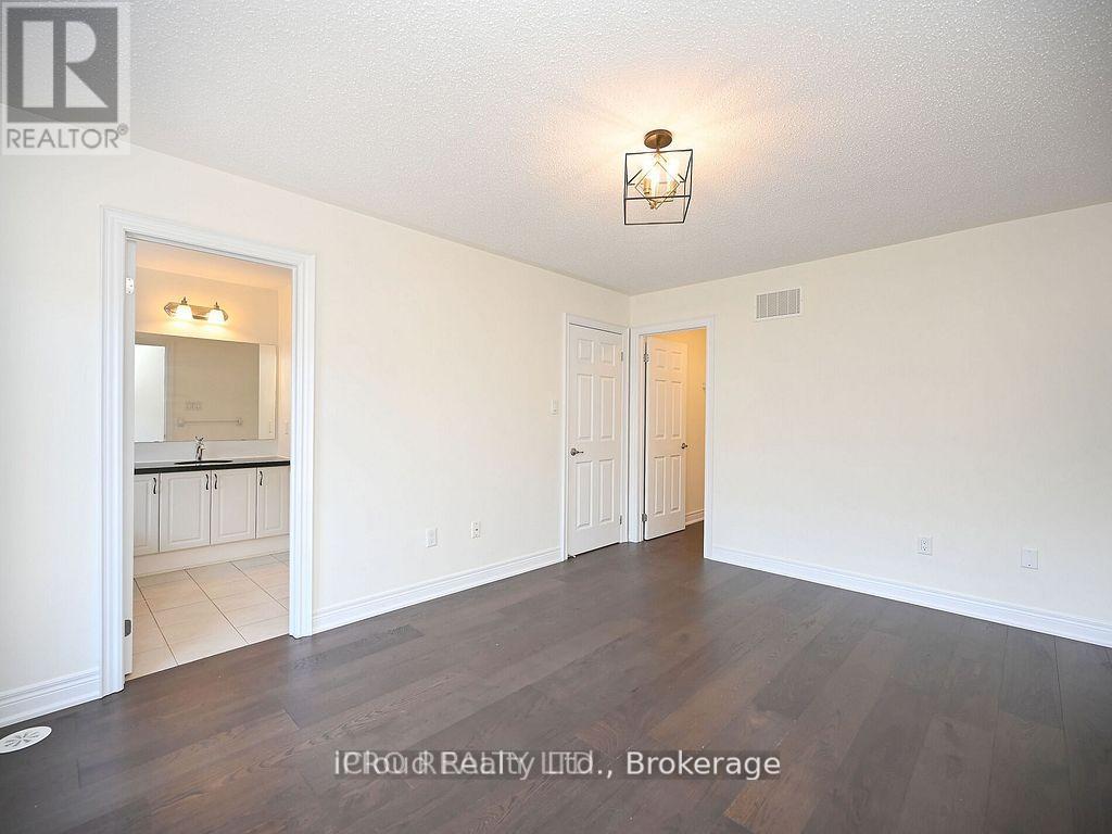 3069 Preserve Drive, Oakville, Ontario  L6M 0W7 - Photo 29 - W12658732