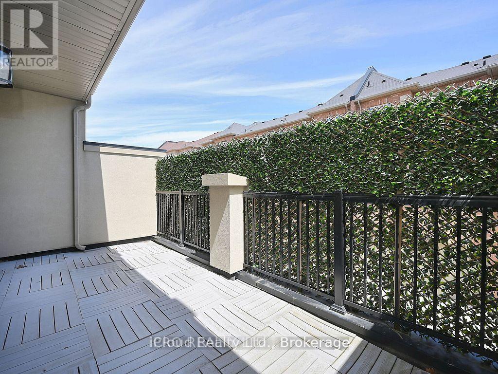 3069 Preserve Drive, Oakville, Ontario  L6M 0W7 - Photo 38 - W12658732