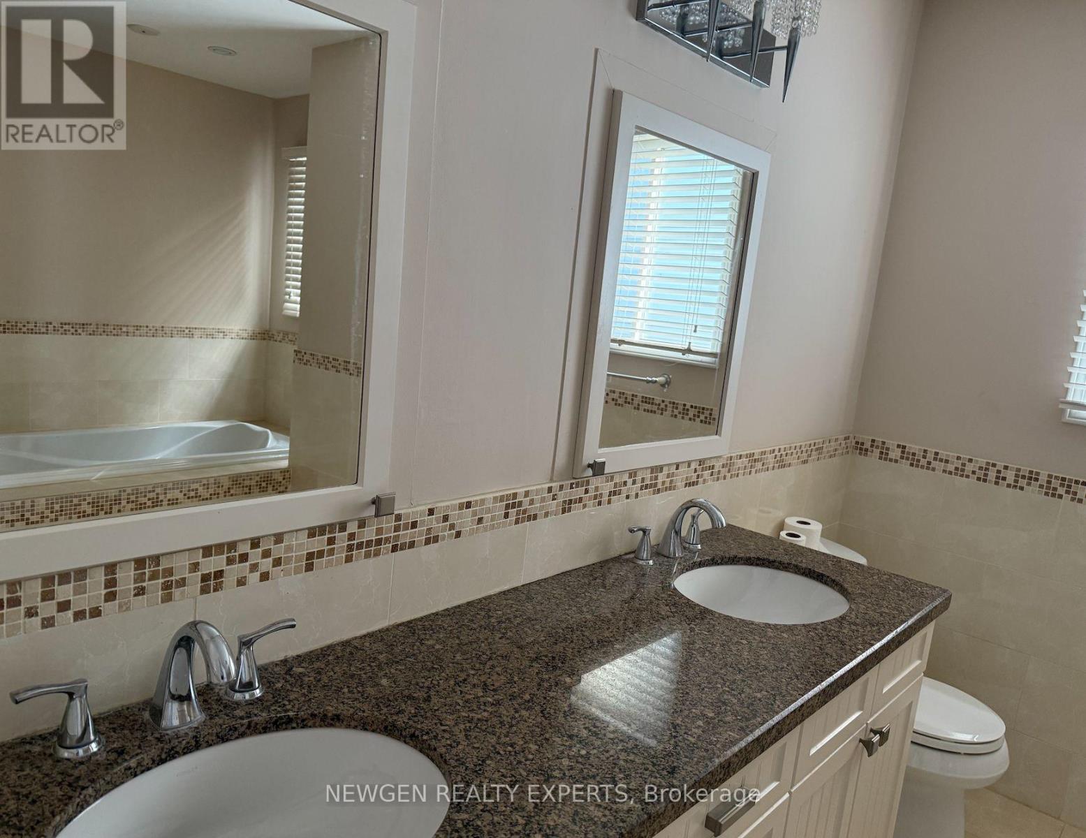 2636 Credit Valley Road, Mississauga, Ontario  L5M 4J6 - Photo 7 - W12658894