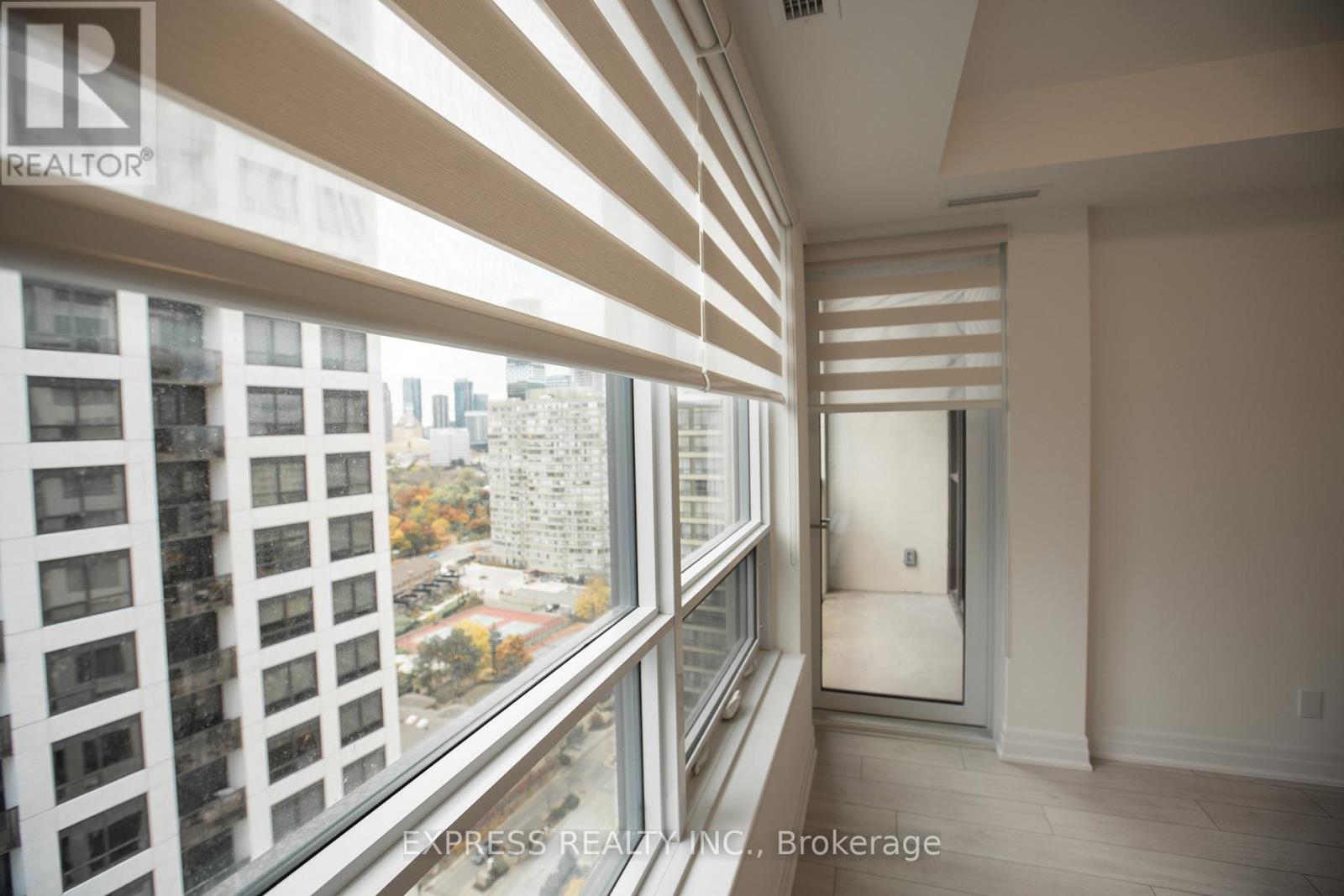 1908 - 30 Elm Drive W, Mississauga, Ontario  L5B 0N6 - Photo 11 - W12658926