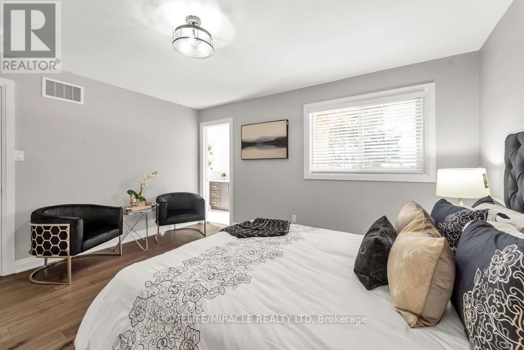 Upper - 57 Lord Simcoe Drive, Brampton, Ontario  L6S 5G7 - Photo 20 - W12658950