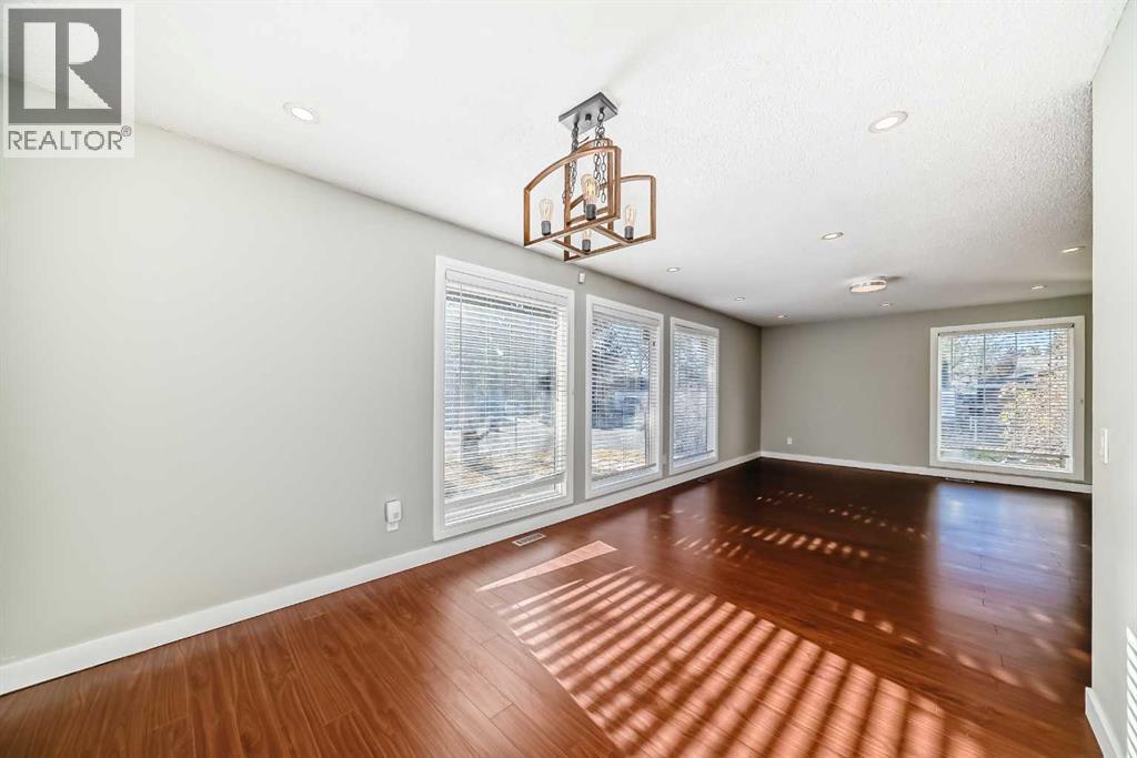 130 Braniff Crescent Sw, Calgary, Alberta  T2W 2M4 - Photo 17 - A2269587