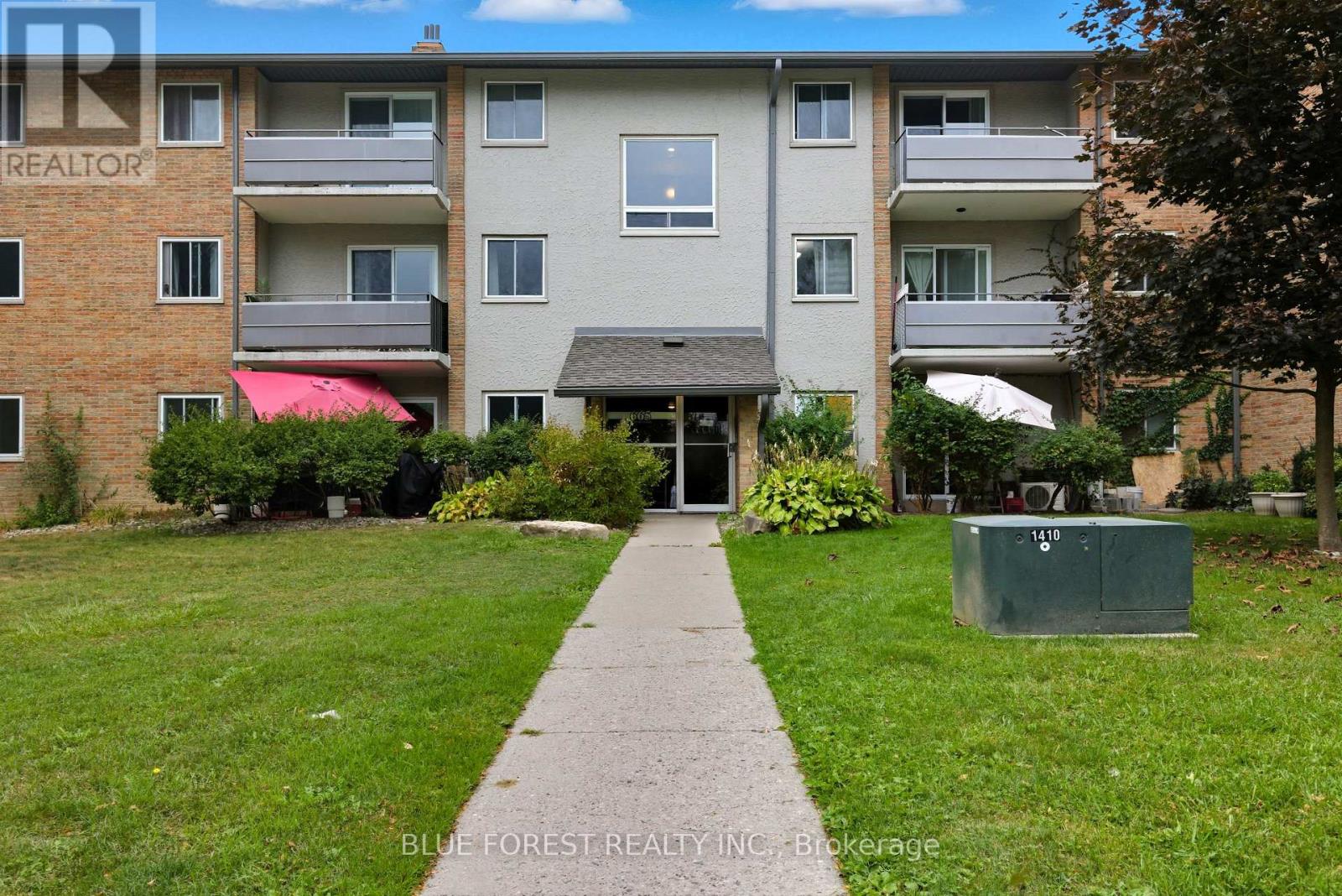 4 - 665 Wonderland Road S, London South, Ontario  N6K 1M1 - Photo 2 - X12658982