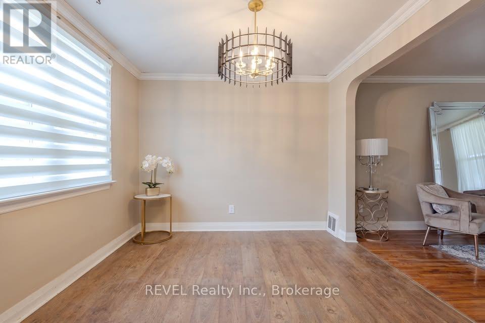 5717 Lowell Avenue, Niagara Falls, Ontario  L2G 4E3 - Photo 10 - X12659004