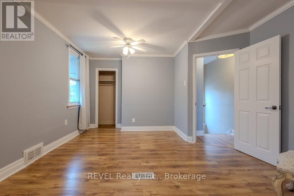 5717 Lowell Avenue, Niagara Falls, Ontario  L2G 4E3 - Photo 17 - X12659004